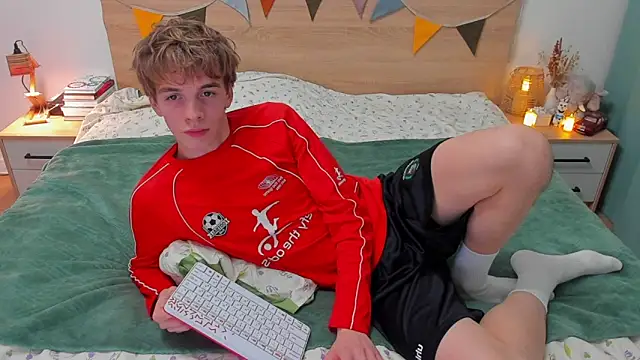 Fandi 777 online show from 09/27/25, 03:50