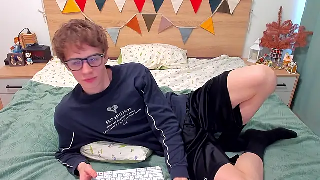 Snapshot of Fandi_777 chatting on 02/05/26, 09:25 Fandi 777 online show from 02/05/26, 09:25