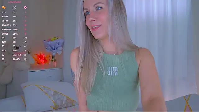 Nika Bloom online show from 10/22/25, 05:08