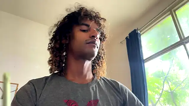 gerson173Hugo online show from 03/03/26, 02:01