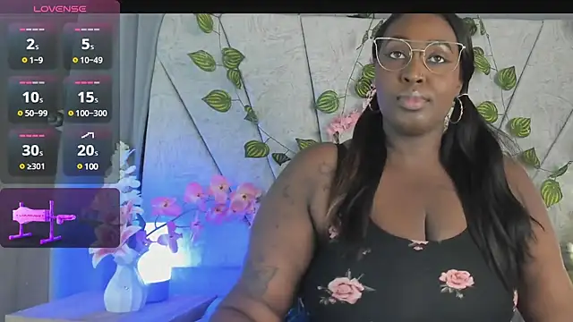 Snapshot of emilyrojas chatting on 03/11/25, 01:34 emilyrojas online show from 03/11/25, 01:34