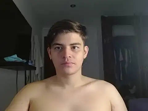 Snapshot of BadBunny_69 chatting on 01/08/26, 08:33 BadBunny 69 online show from 01/08/26, 08:33