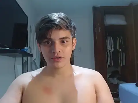 Snapshot of BadBunny_69 chatting on 01/15/26, 07:13 BadBunny 69 online show from 01/15/26, 07:13