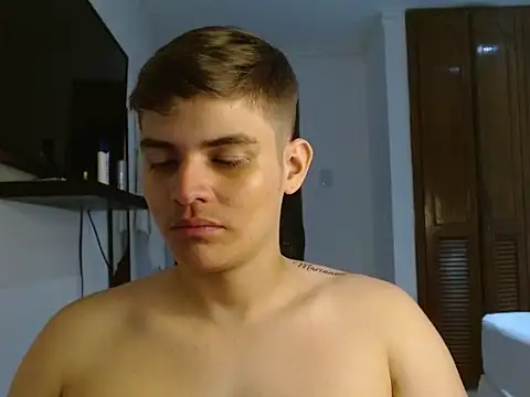 Snapshot of BadBunny_69 chatting on 03/17/26, 03:55 BadBunny 69 online show from 03/17/26, 03:55