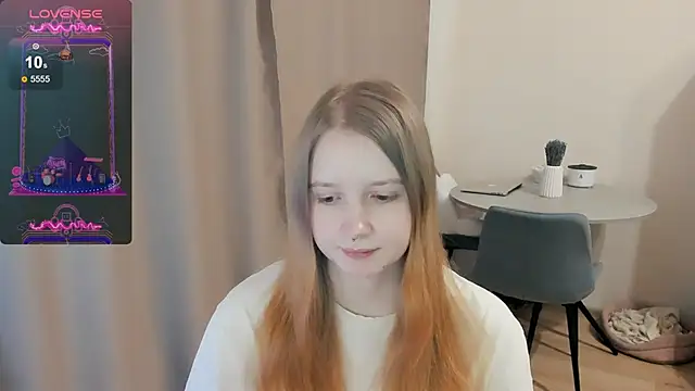 Snapshot of Alyaley chatting on 03/04/25, 10:35 Alyaley online show from 03/04/25, 10:35