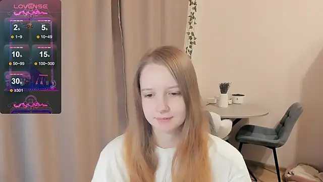 Snapshot of Alyaley chatting on 09/15/25, 02:11 Alyaley online show from 09/15/25, 02:11