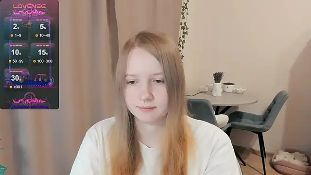 Snapshot of Alyaley chatting on 09/16/25, 07:48 Alyaley online show from 09/16/25, 07:48