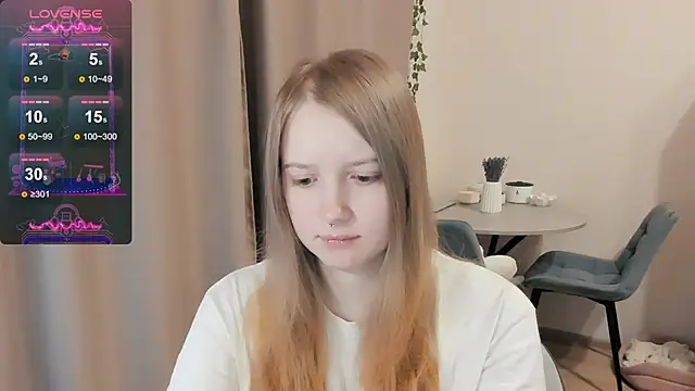 Snapshot of Alyaley chatting on 09/18/25, 02:57 Alyaley online show from 09/18/25, 02:57