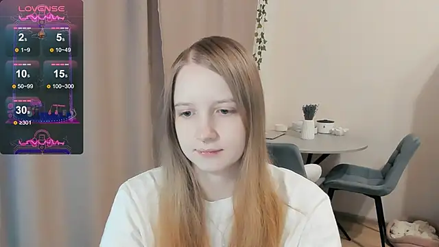 Snapshot of Alyaley chatting on 09/20/25, 04:41 Alyaley online show from 09/20/25, 04:41