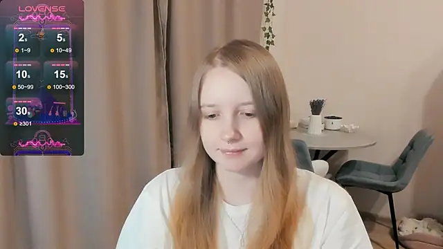 Snapshot of Alyaley chatting on 09/25/25, 06:00 Alyaley online show from 09/25/25, 06:00