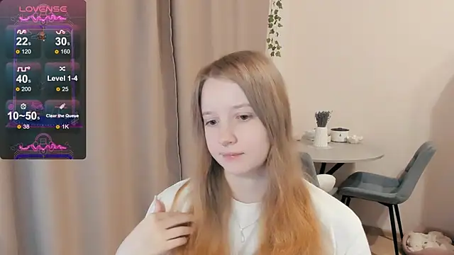 Snapshot of Alyaley chatting on 10/08/25, 11:24 Alyaley online show from 10/08/25, 11:24