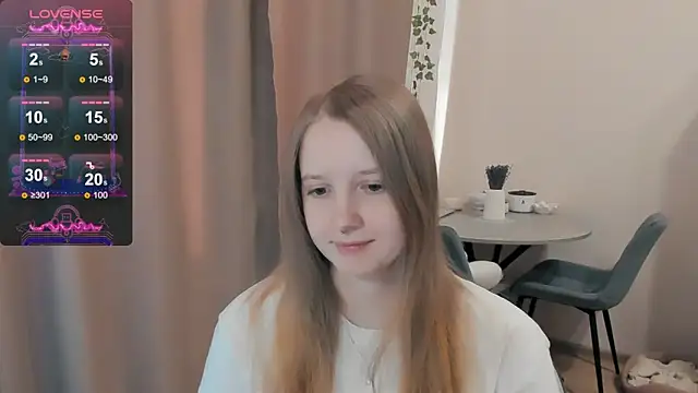 Snapshot of Alyaley chatting on 10/12/25, 07:18 Alyaley online show from 10/12/25, 07:18