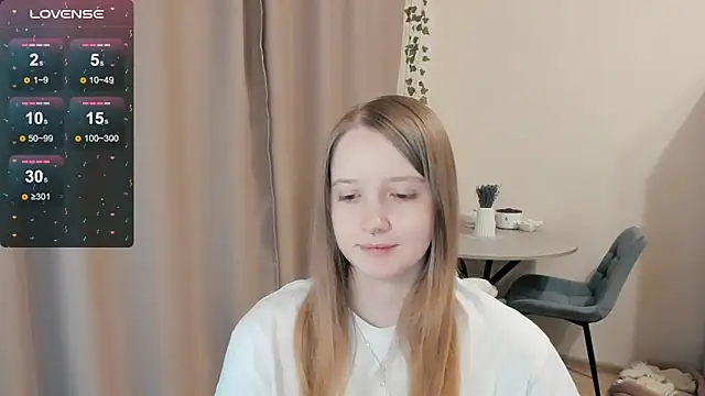 Snapshot of Alyaley chatting on 10/26/25, 05:41 Alyaley online show from 10/26/25, 05:41