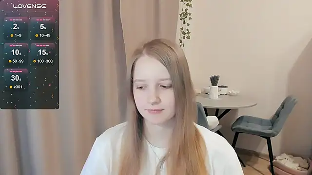 Snapshot of Alyaley chatting on 11/04/25, 03:11 Alyaley online show from 11/04/25, 03:11