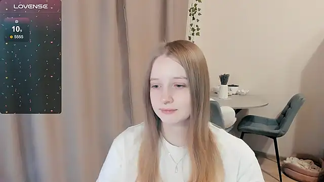 Snapshot of Alyaley chatting on 11/16/25, 09:53 Alyaley online show from 11/16/25, 09:53