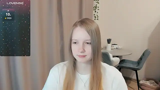 Snapshot of Alyaley chatting on 11/20/25, 06:40 Alyaley online show from 11/20/25, 06:40