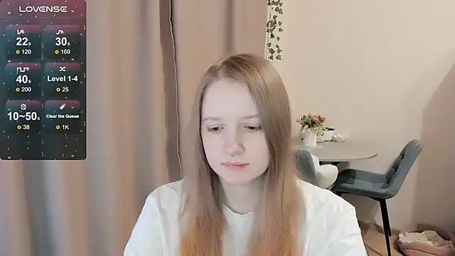 Snapshot of Alyaley chatting on 11/28/25, 04:59 Alyaley online show from 11/28/25, 04:59