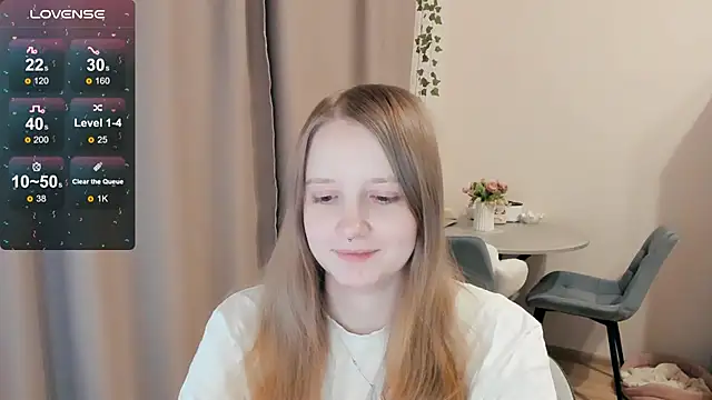 Snapshot of Alyaley chatting on 11/28/25, 05:37 Alyaley online show from 11/28/25, 05:37