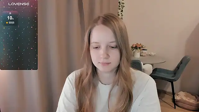 Snapshot of Alyaley chatting on 05/21/26, 07:21 Alyaley online show from 05/21/26, 07:21