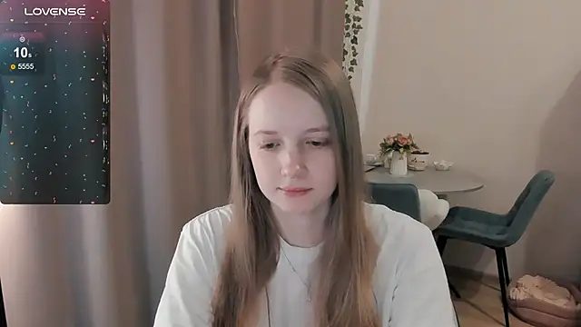 Snapshot of Alyaley chatting on 06/08/26, 10:26 Alyaley online show from 06/08/26, 10:26