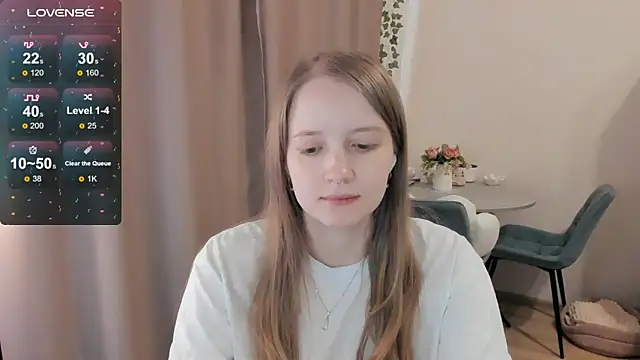 Snapshot of Alyaley chatting on 06/15/26, 10:17 Alyaley online show from 06/15/26, 10:17
