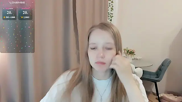 Snapshot of Alyaley chatting on 07/09/26, 11:14 Alyaley online show from 07/09/26, 11:14
