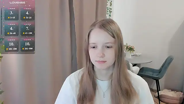 Snapshot of Alyaley chatting on 07/11/26, 10:40 Alyaley online show from 07/11/26, 10:40