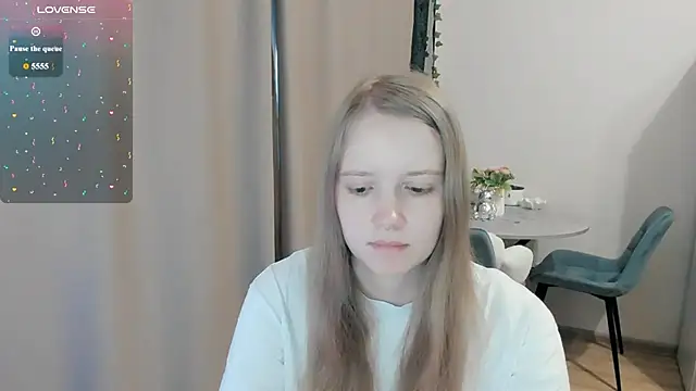 Snapshot of Alyaley chatting on 07/16/26, 11:27 Alyaley online show from 07/16/26, 11:27