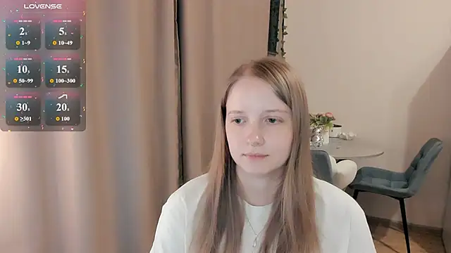 Snapshot of Alyaley chatting on 07/19/26, 08:23 Alyaley online show from 07/19/26, 08:23