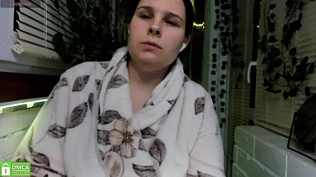 Snapshot of Candys_booty chatting on 12/06/24, 09:57 Candys booty online show from 12/06/24, 09:57