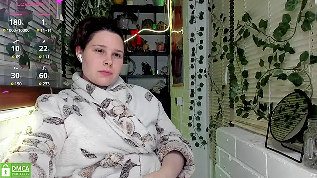 Snapshot of Candys_booty chatting on 01/31/25, 02:04 Candys booty online show from 01/31/25, 02:04