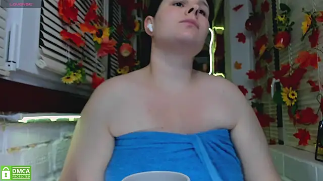 Snapshot of Candys_booty chatting on 10/11/25, 10:19 Candys booty online show from 10/11/25, 10:19