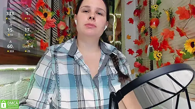 Snapshot of Candys_booty chatting on 10/16/25, 10:11 Candys booty online show from 10/16/25, 10:11