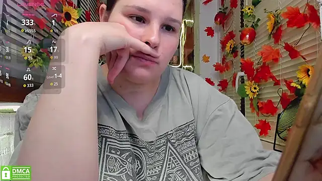 Snapshot of Candys_booty chatting on 10/19/25, 10:21 Candys booty online show from 10/19/25, 10:21