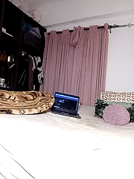 Bella045 online show from 03/19/25, 12:26