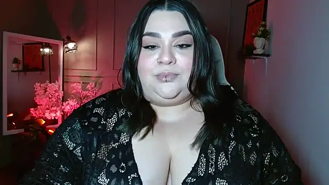 tiffany laurens online show from 12/05/25, 05:27