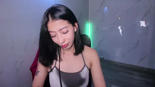 LilithCooperr  online show from 03/18/26, 03:09