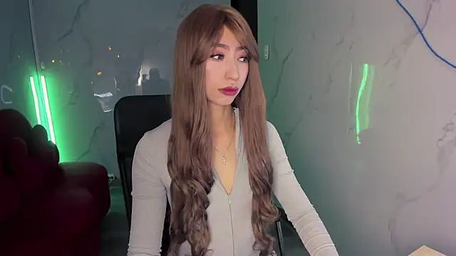 LilithCooperr  online show from 05/20/26, 03:34