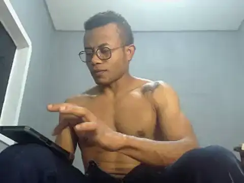 grandominantex1 online show from 12/24/24, 10:17