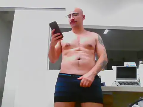 SeizoC online show from 11/23/25, 05:40