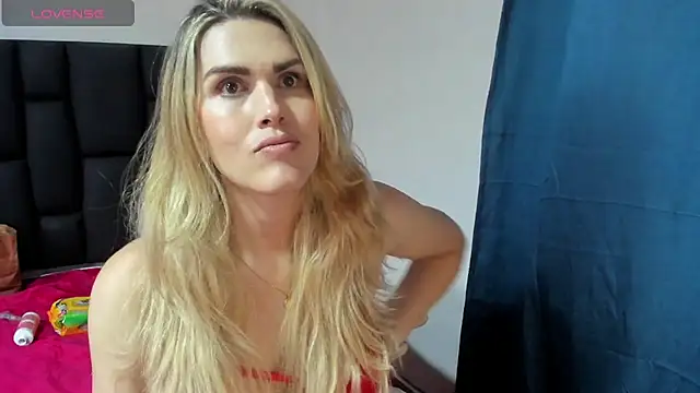 Aurora doll23 online show from 02/12/25, 07:24