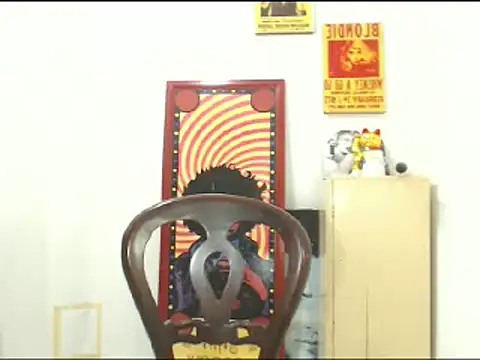 Snapshot of MikeRiverx chatting on 02/07/25, 09:15 MikeRiverx online show from 02/07/25, 09:15