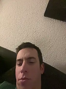 Snapshot of Drummer112 chatting on 12/13/25, 11:43 Drummer112 online show from 12/13/25, 11:43