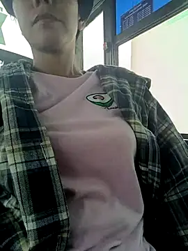 2HotAsain4u online show from 03/21/25, 05:21