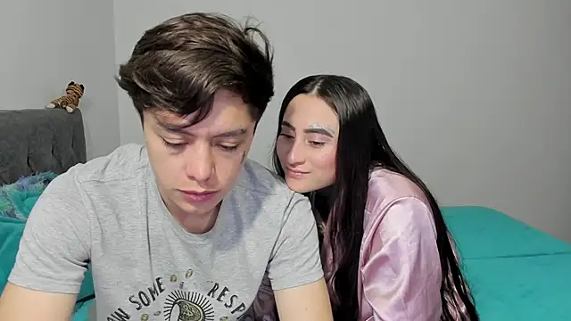 Snapshot of steban_and_kim chatting on 02/21/26, 12:55 steban and kim online show from 02/21/26, 12:55