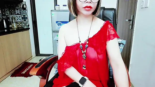 Miu-Le online show from 11/12/25, 12:00