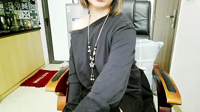 Miu-Le online show from 11/24/25, 05:12