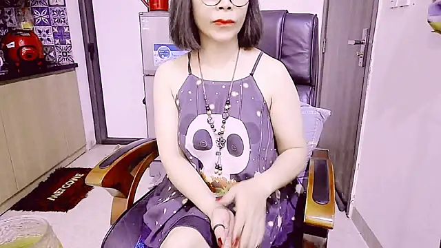 Miu-Le online show from 04/24/26, 03:53