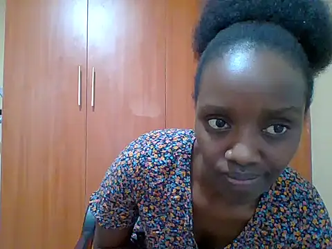 Snapshot of sexy_darleen23 chatting on 12/20/25, 12:01 sexy darleen23 online show from 12/20/25, 12:01