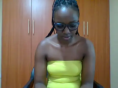 Snapshot of sexy_darleen23 chatting on 02/02/26, 09:41 sexy darleen23 online show from 02/02/26, 09:41